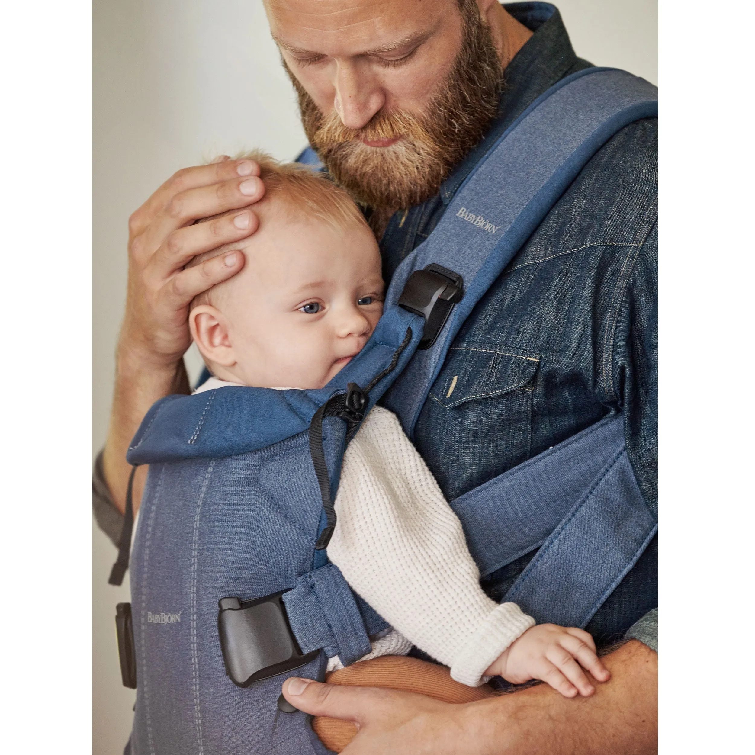 BABYBJÖRN Baby Carrier One