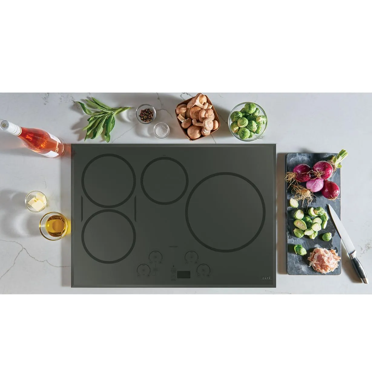 Caf(eback)™ 30" Smart Touch-Control Induction Cooktop