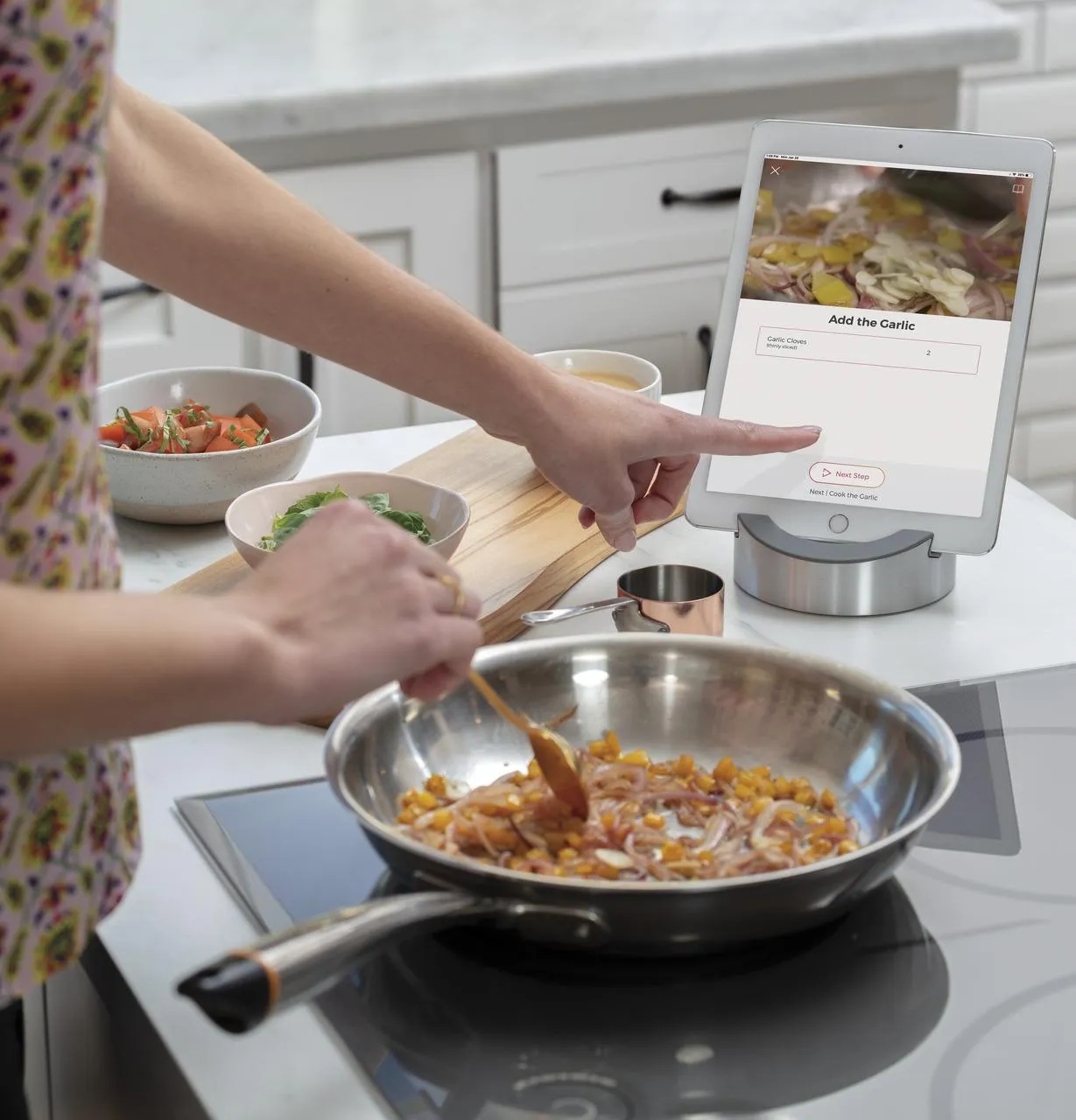 Caf(eback)™ 30" Smart Touch-Control Induction Cooktop