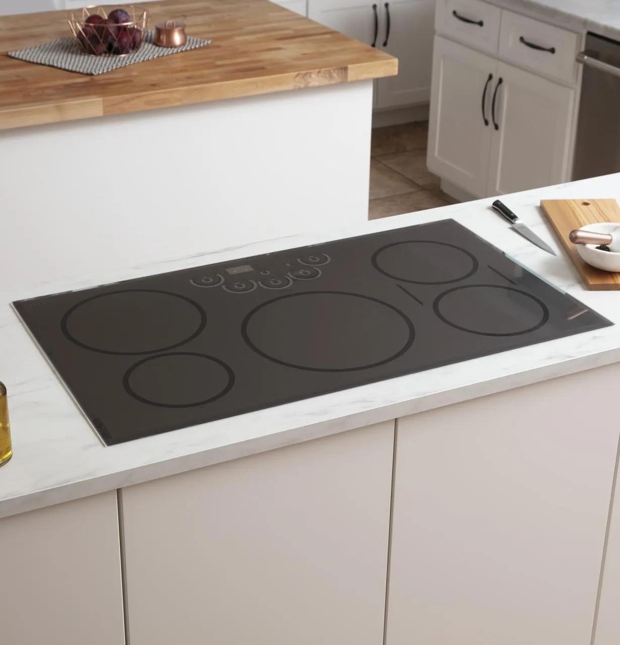 Caf(eback)™ 30" Smart Touch-Control Induction Cooktop