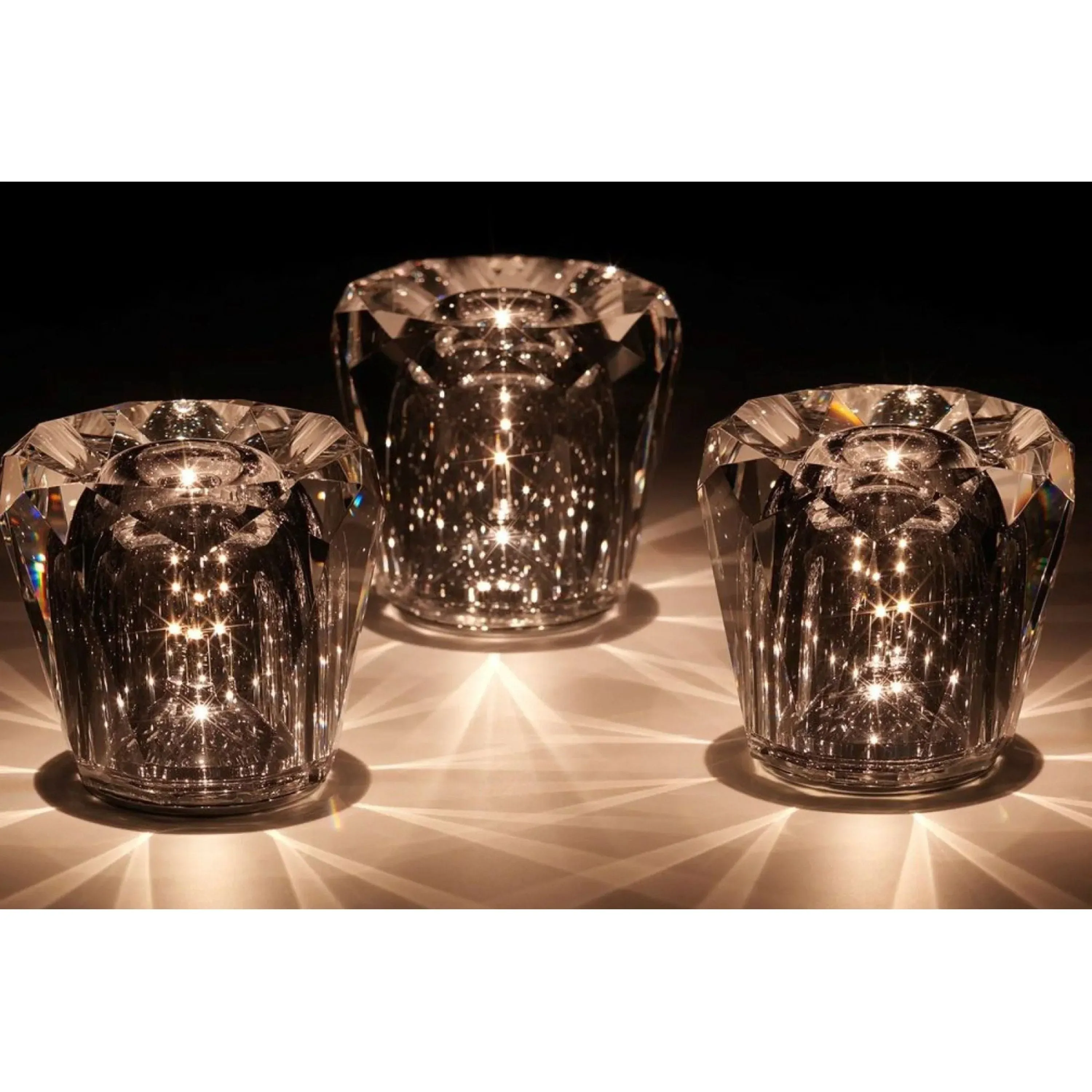 DiamondGlow Lamp - Luxus Diamant Kristall LED Wiederaufladbare Tischlampe
