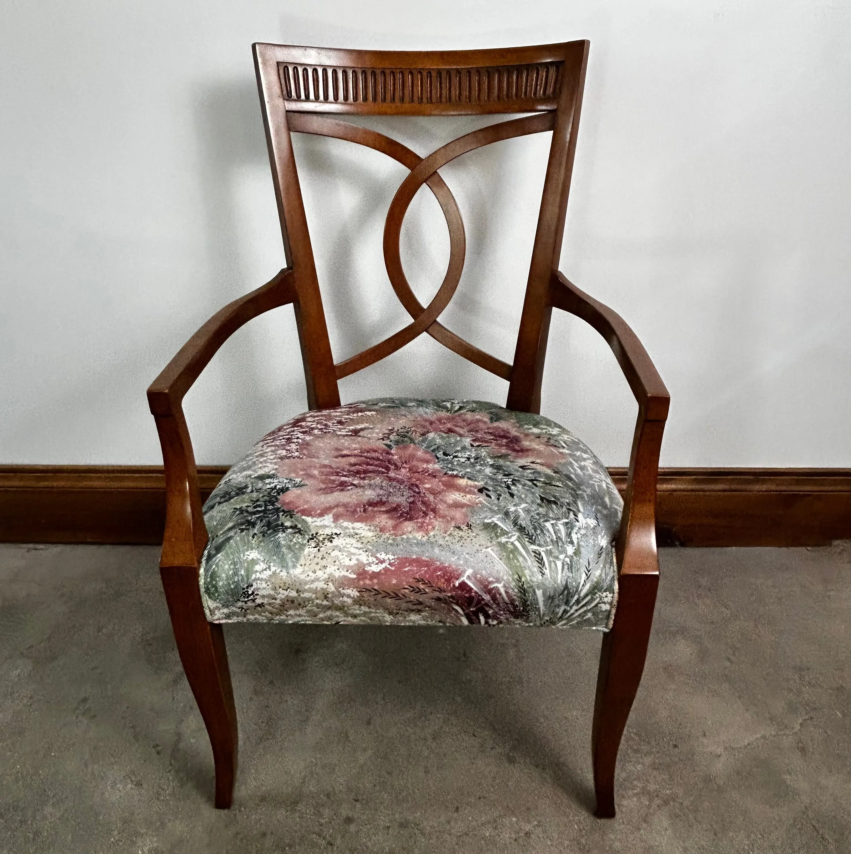 Dining Set, Oval Table with 2 18" Leaves, Table Pads, 2 Arm Chairs, 4 Side Chairs