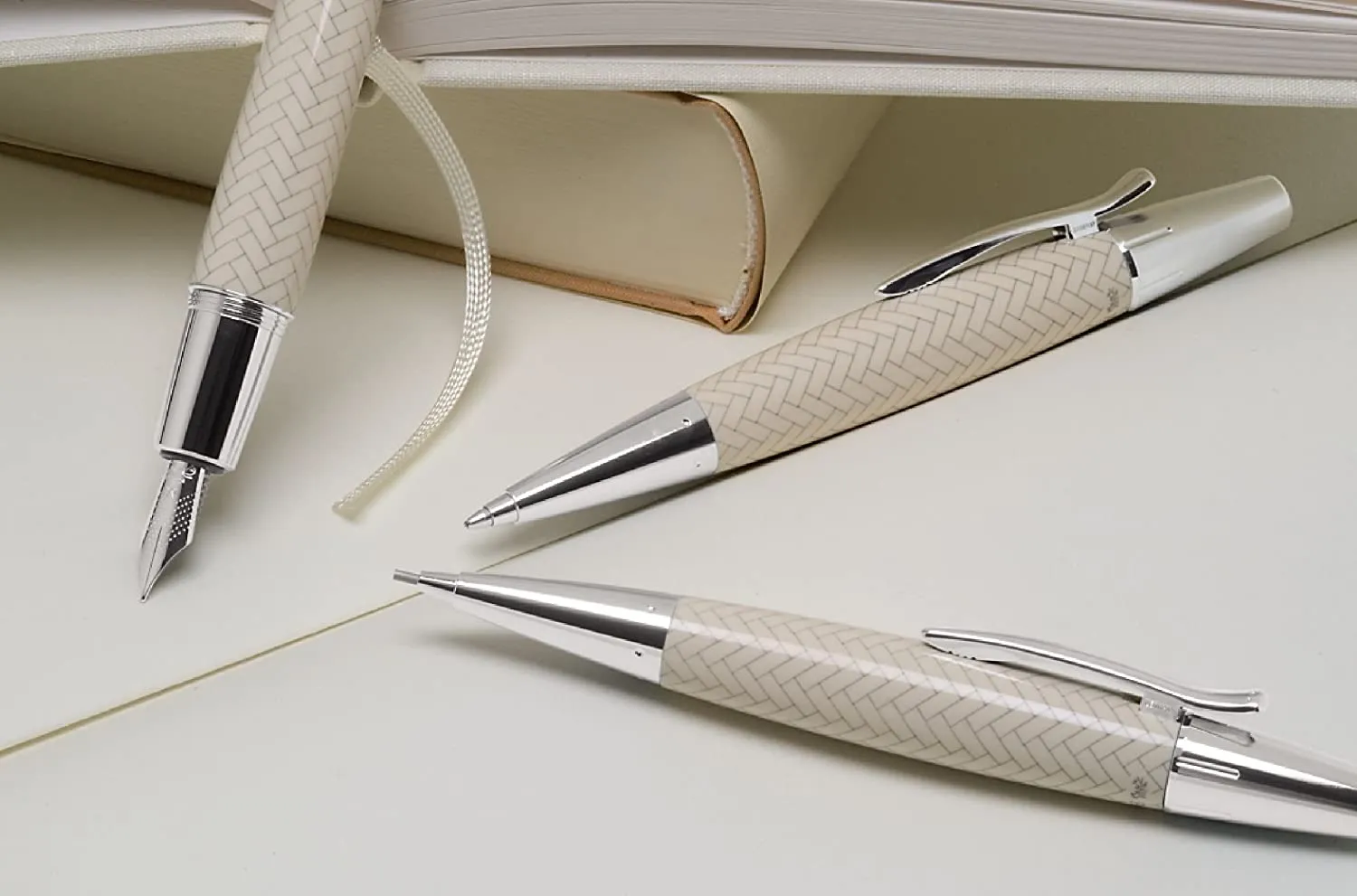 FABER-CASTELL E-MOTION B/POINT PEN PREC.IVOR