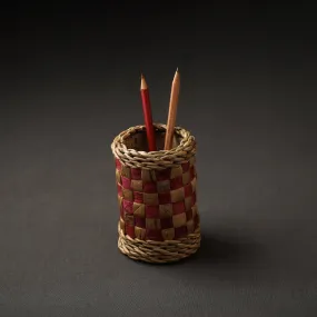 Handmade Organic Water Hyacinth Pen Stand from Assam