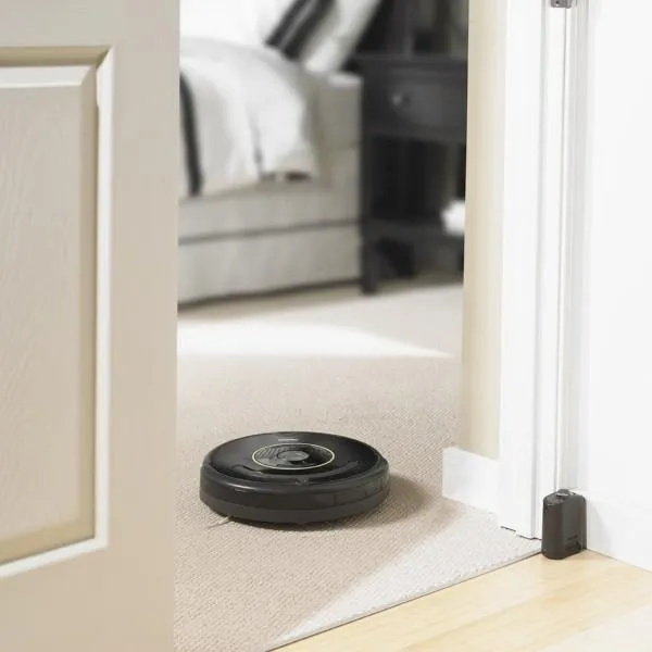 iRobot Roomba 650/655 Vacuum Cleaning Robot (Refurbished)