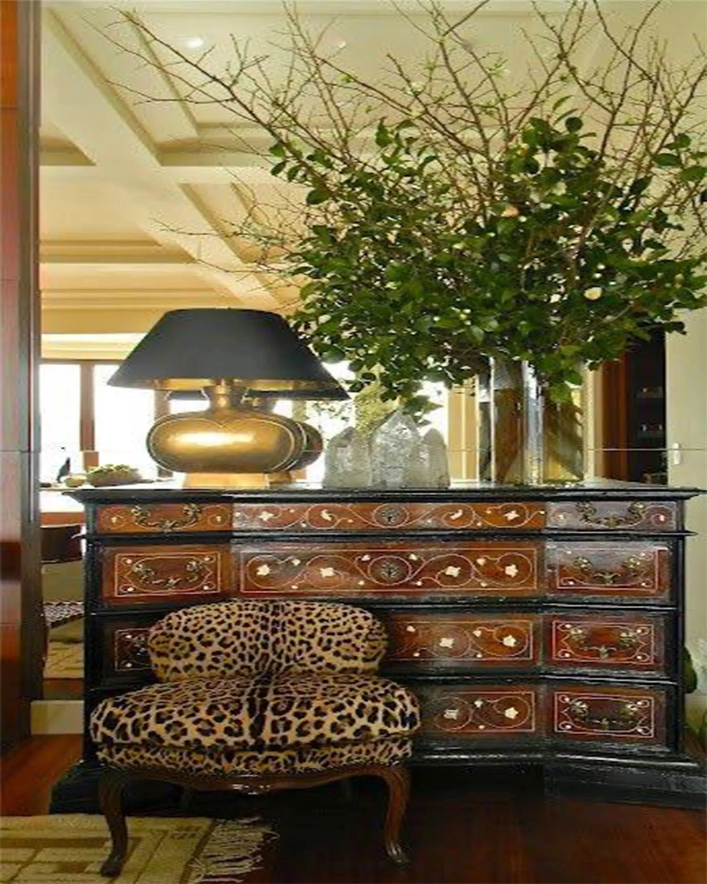 LEUSER CLASSIC WOOD SIDEBOARDS