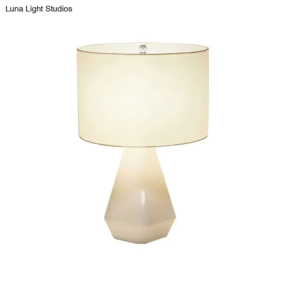 Modern White Fabric Drum Reading Book Desk Light for Bedroom