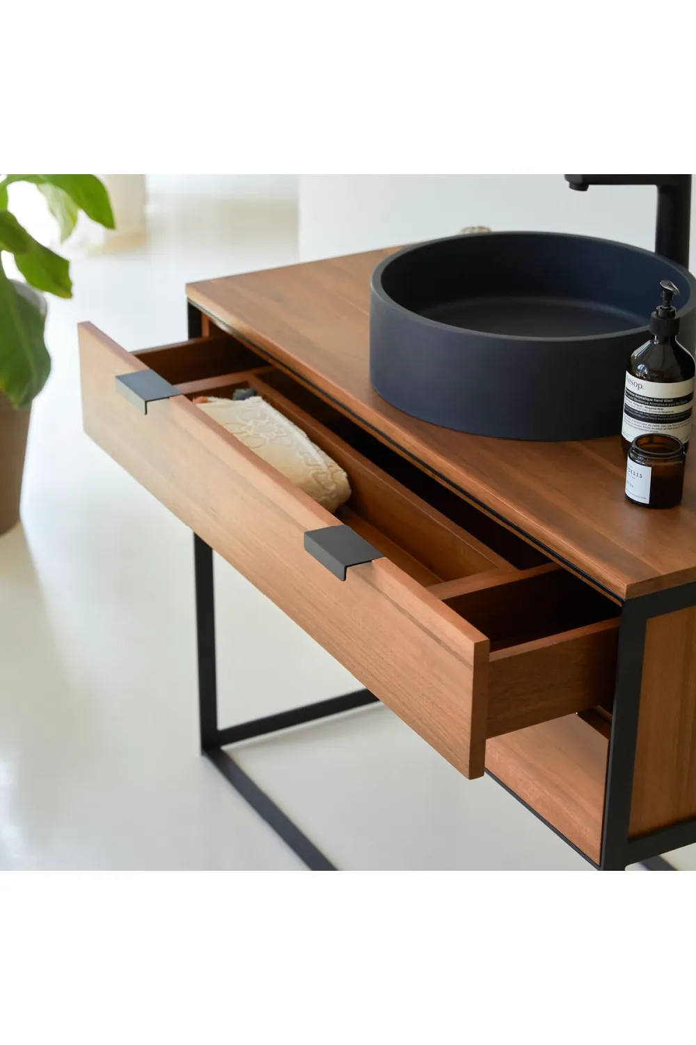 Solid Acacia Vanity Unit | Tikamoon Urban
