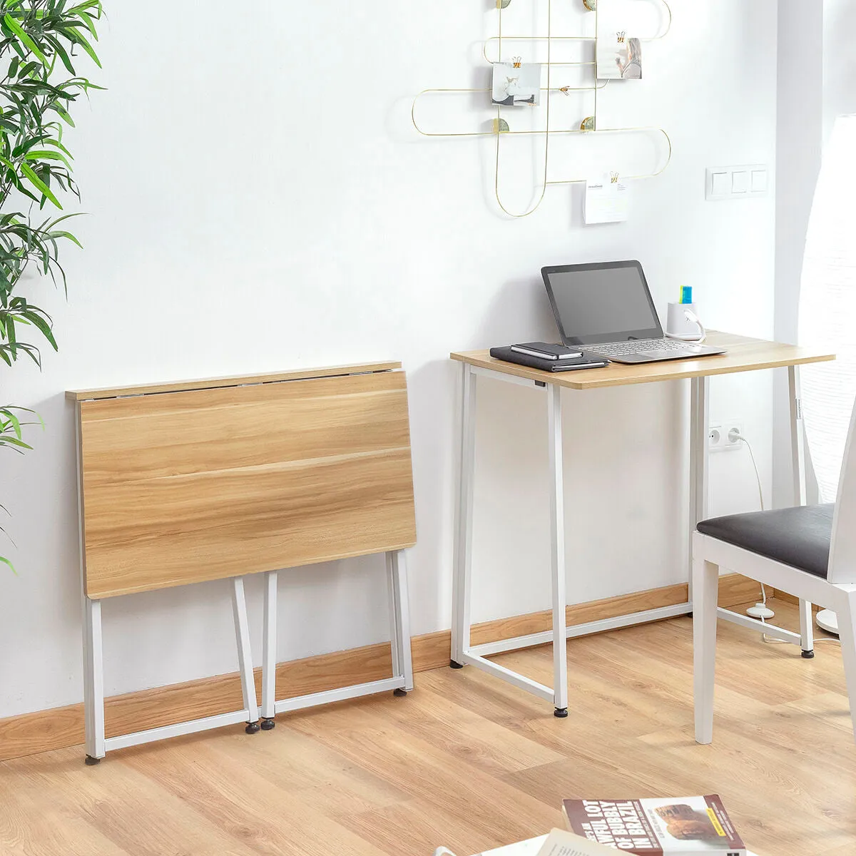 Space-saving Folding desk