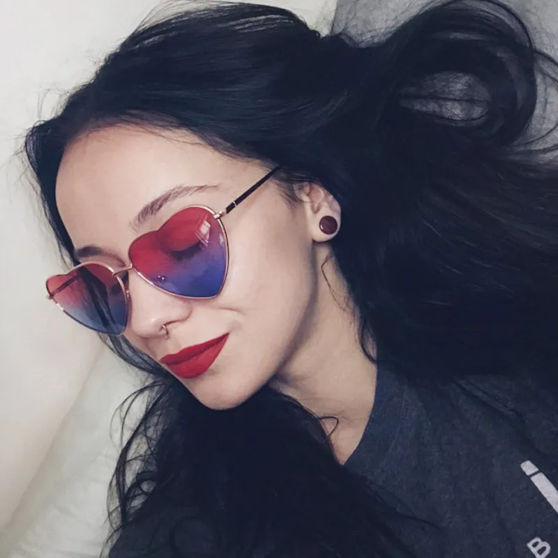 Sunset Love - Heart Sunglasses