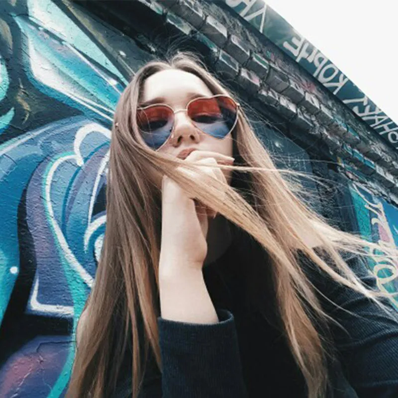 Sunset Love - Heart Sunglasses