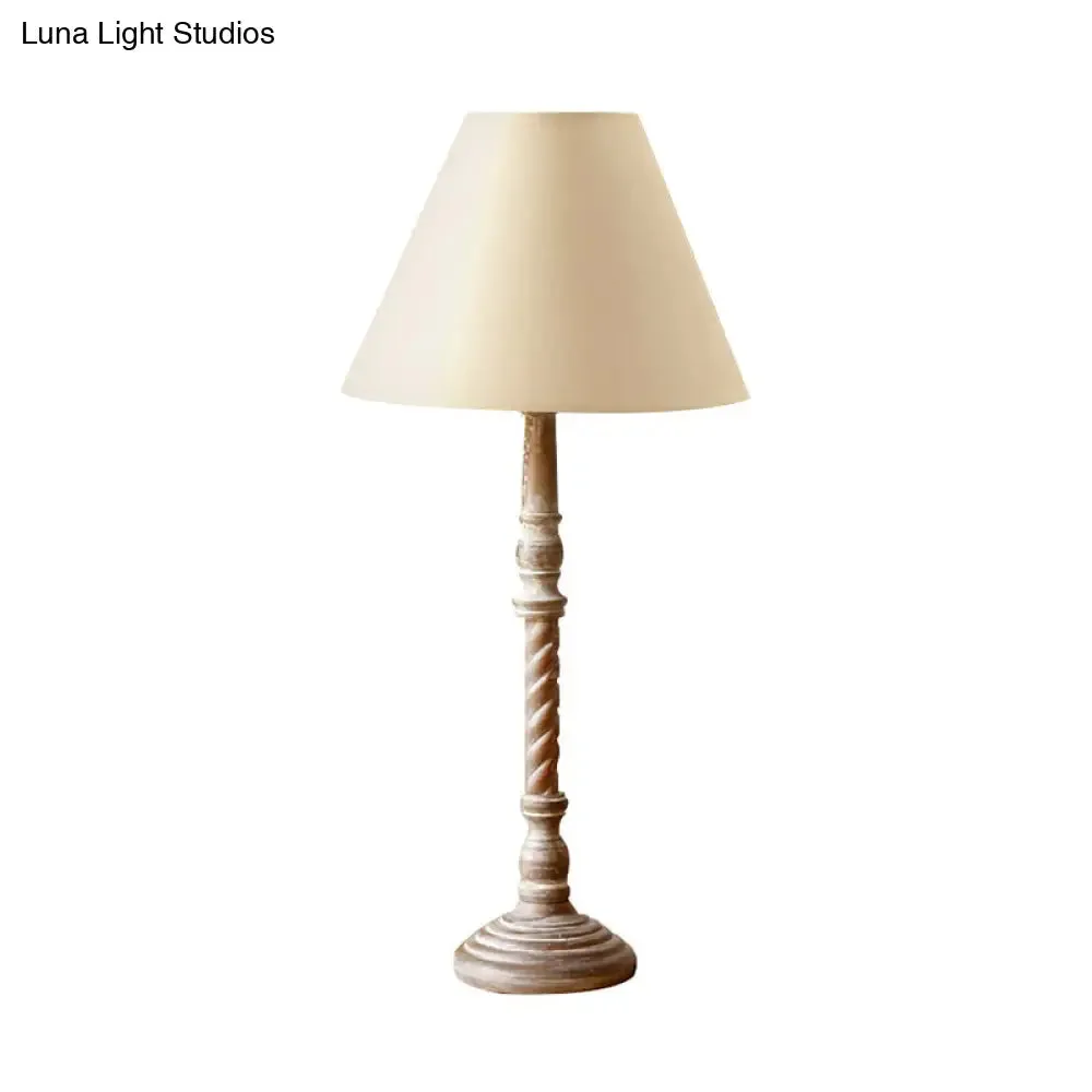 Traditional White Barrel Shape 1-Light Fabric Desk Lamp: Bedroom Reading Light with Wood Base